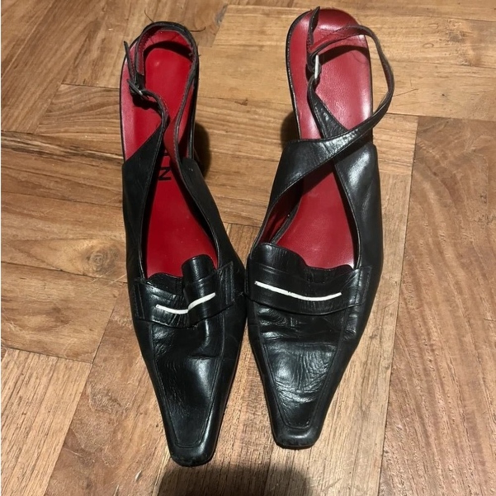 Elegant Black Heels with Red Insole